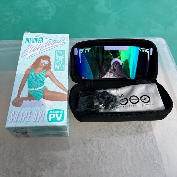 Pit Viper Mirrored Sunglasses Blocks 100% UVA & UVB Beach Volleyball Softball - Picture 3 of 12
